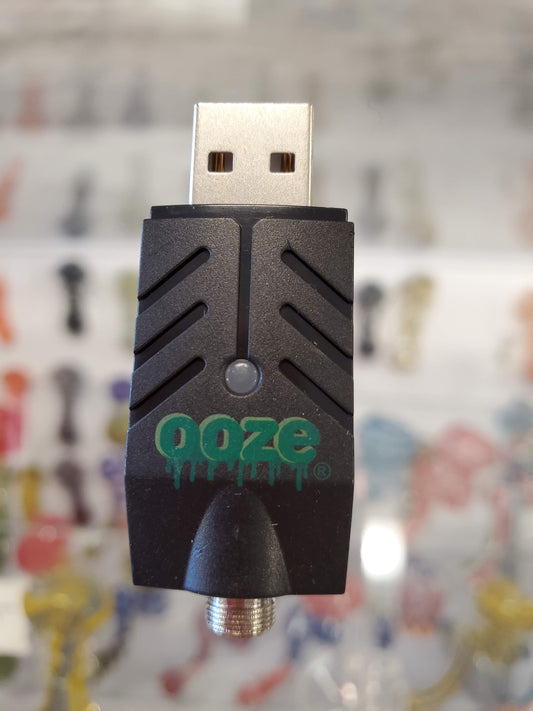 Ooze Smart USB Charger